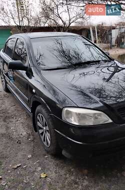 Седан Opel Astra 2006 в Зачепилівці