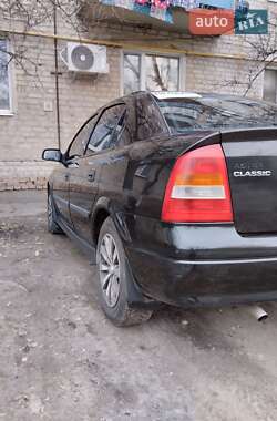 Седан Opel Astra 2006 в Зачепилівці