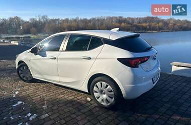 Хэтчбек Opel Astra 2017 в Тлумаче