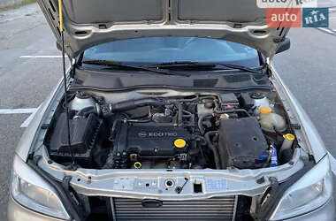 Седан Opel Astra 2007 в 