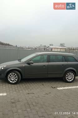 Універсал Opel Astra 2009 в Городку