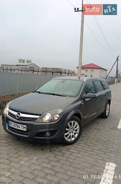 Універсал Opel Astra 2009 в Городку