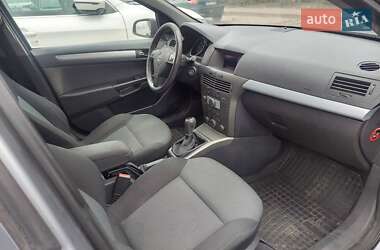 Універсал Opel Astra 2006 в Києві