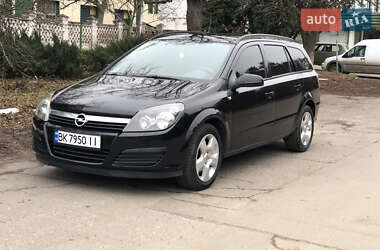 Універсал Opel Astra 2006 в Дубні