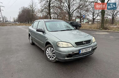 Седан Opel Astra 2006 в Чернігові