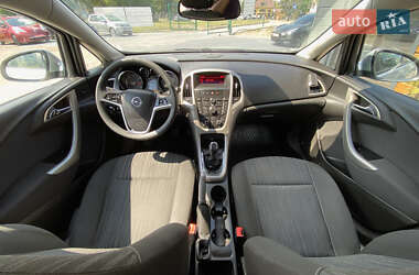 Хетчбек Opel Astra 2010 в Червонограді