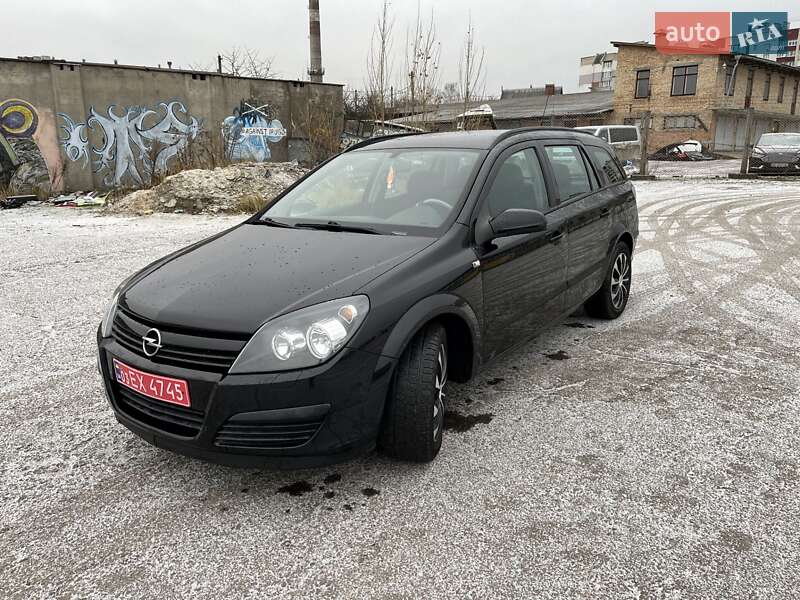 Универсал Opel Astra 2005 в Ровно