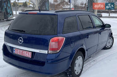 Універсал Opel Astra 2006 в Полтаві