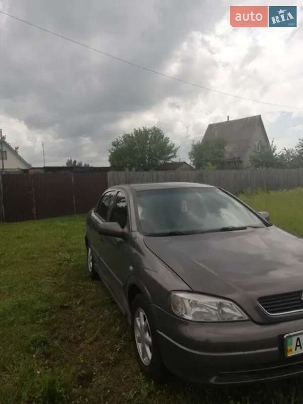 Opel Astra 2006