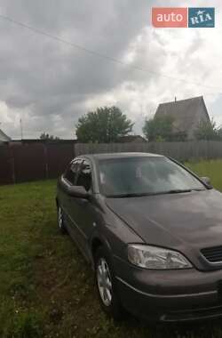 Седан Opel Astra 2006 в 