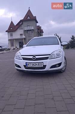 Універсал Opel Astra 2008 в Перегінське