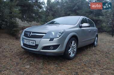 Хэтчбек Opel Astra 2009 в Кременчуге