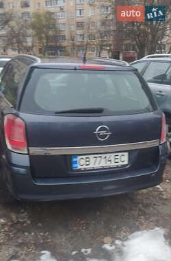 Універсал Opel Astra 2006 в Чернігові