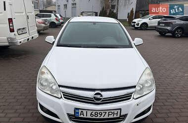 Хетчбек Opel Astra 2013 в Крюківщині