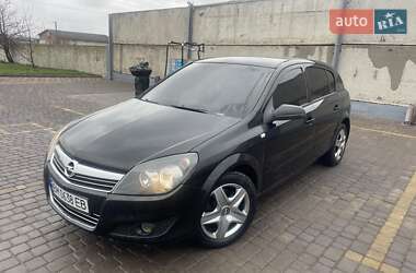 Хетчбек Opel Astra 2007 в Білогір'ї