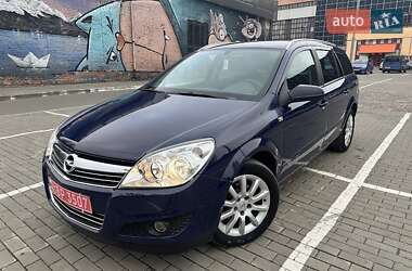 Універсал Opel Astra 2008 в Луцьку