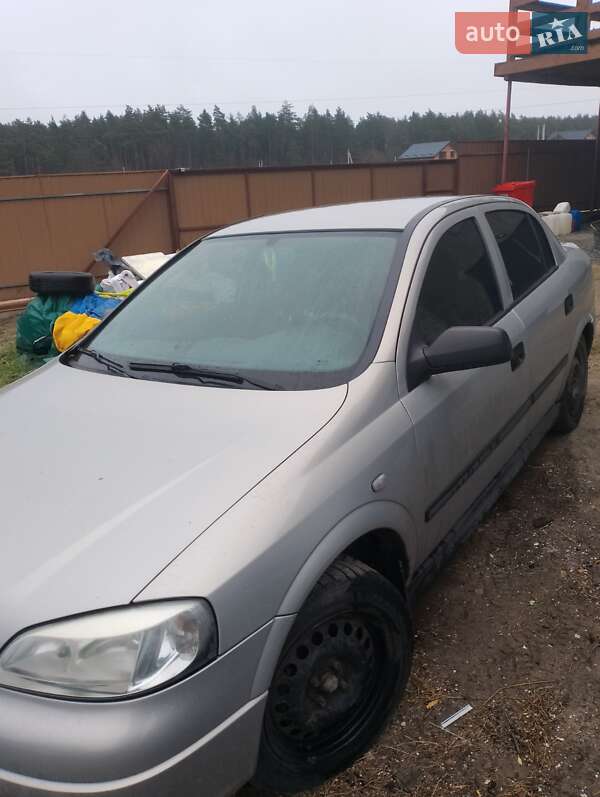 Седан Opel Astra 2007 в Львове