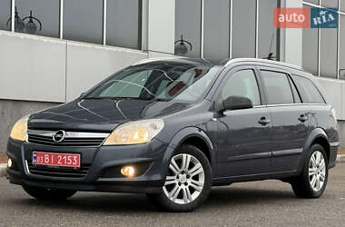 Универсал Opel Astra 2010 в Белой Церкви