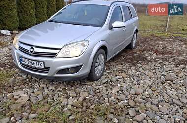 Универсал Opel Astra 2007 в Хусте