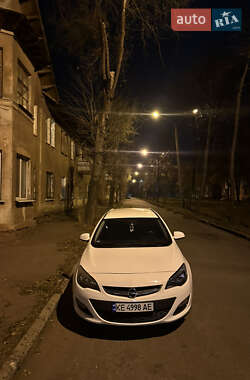 Универсал Opel Astra 2012 в Кривом Роге