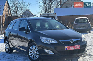 Универсал Opel Astra 2011 в Виннице