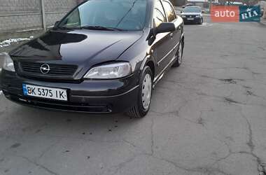 Седан Opel Astra 2007 в Луцке