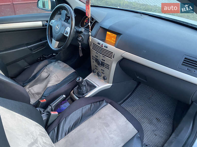 Универсал Opel Astra 2008 в Хмельницком