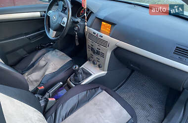 Универсал Opel Astra 2008 в 
