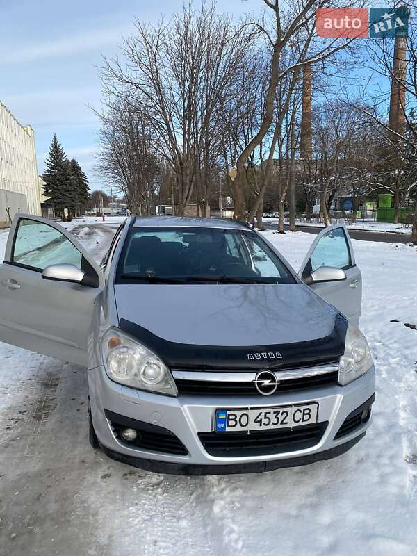 Универсал Opel Astra 2009 в Тернополе