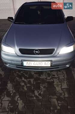 Седан Opel Astra 2008 в Хмільнику