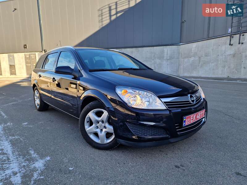 Универсал Opel Astra 2008 в Киеве