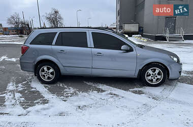 Універсал Opel Astra 2005 в Харкові