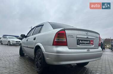 Седан Opel Astra 2006 в Львові