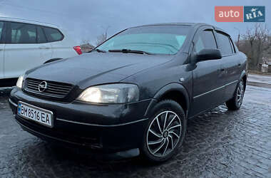 Седан Opel Astra 2008 в Ромнах