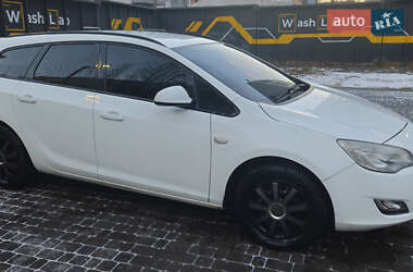 Универсал Opel Astra 2011 в Харькове