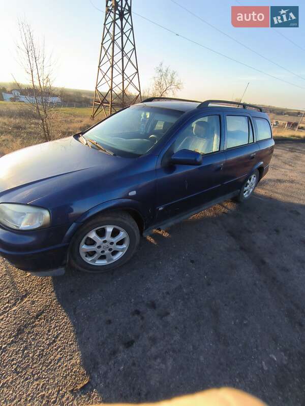 Универсал Opel Astra 2004 в Петриковке