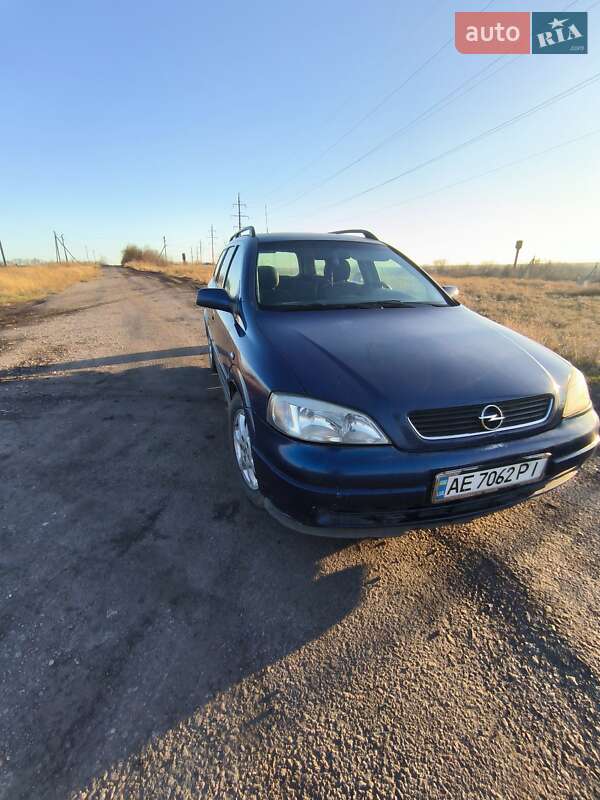 Универсал Opel Astra 2004 в Петриковке