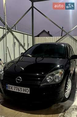 Хетчбек Opel Astra 2005 в Ізяславі