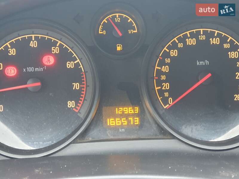 Хетчбек Opel Astra 2012 в Харкові