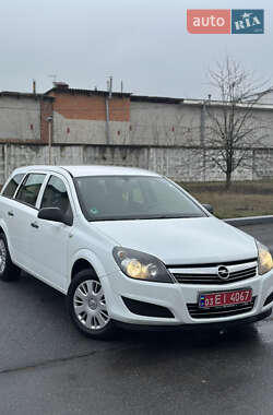 Універсал Opel Astra 2009 в Сумах