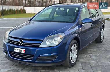 Універсал Opel Astra 2006 в Ромнах