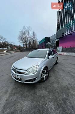 Универсал Opel Astra 2007 в Чернигове