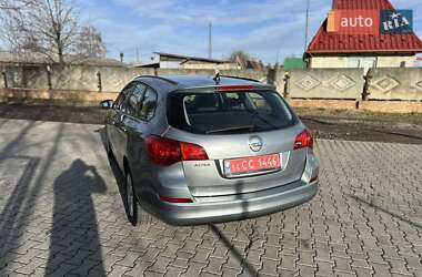 Універсал Opel Astra 2012 в Стрию