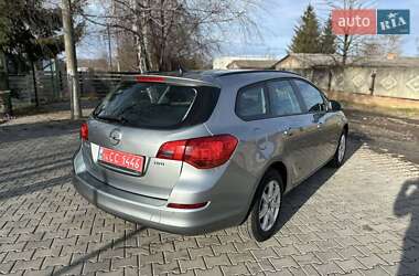 Універсал Opel Astra 2012 в Стрию