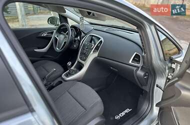 Універсал Opel Astra 2012 в Стрию