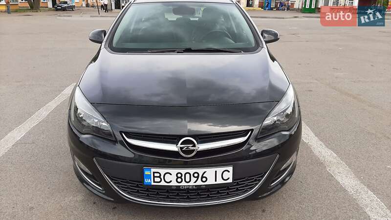 Универсал Opel Astra 2013 в 