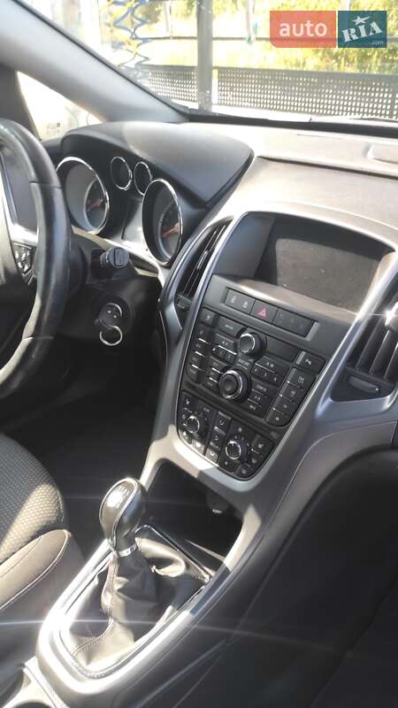 Универсал Opel Astra 2015 в Жвирке фото 7 Универсал Opel Astra 2015 в Жвирке