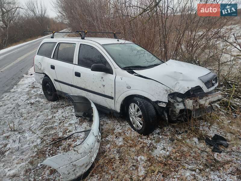 Универсал Opel Astra 2006 в Царичанке