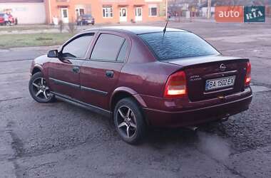 Седан Opel Astra 2006 в Снігурівці