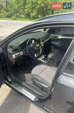 Универсал Opel Astra 2008 в 